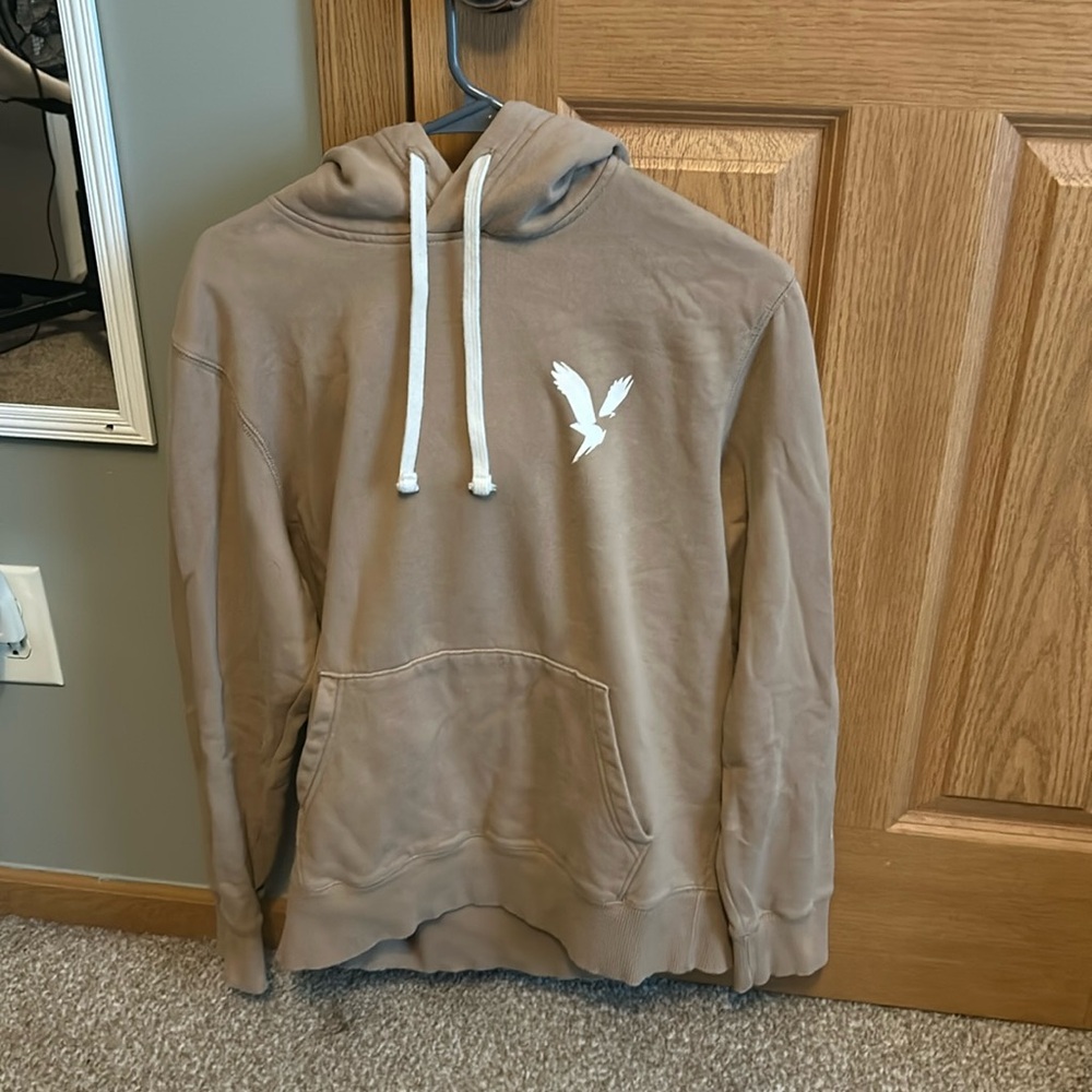 Men’s Tan American Eagle Sweatshirt